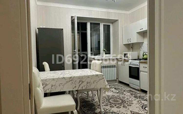 1-комнатная квартира · 45 м² · 9/9 этаж, мкр. Алтын орда, Ораза татеулы 5а за 150 000 ₸ в Актобе — фото 10
