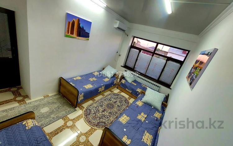 2-комнатная квартира · 100 м² · 1 этаж, Сейтметов 43 — Парк Жыбек жолы за 12 000 〒 в Туркестане — фото 2