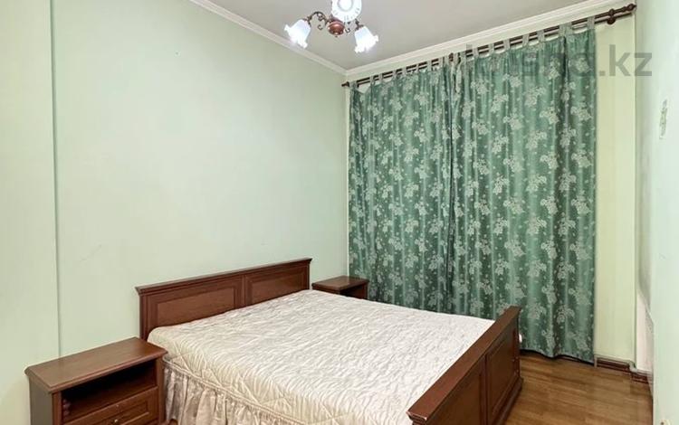3-комнатная квартира · 140 м² · 3/3 этаж, Тыныбаева 29 за 400 000 ₸ в Шымкенте, Аль-Фарабийский р-н — фото 2