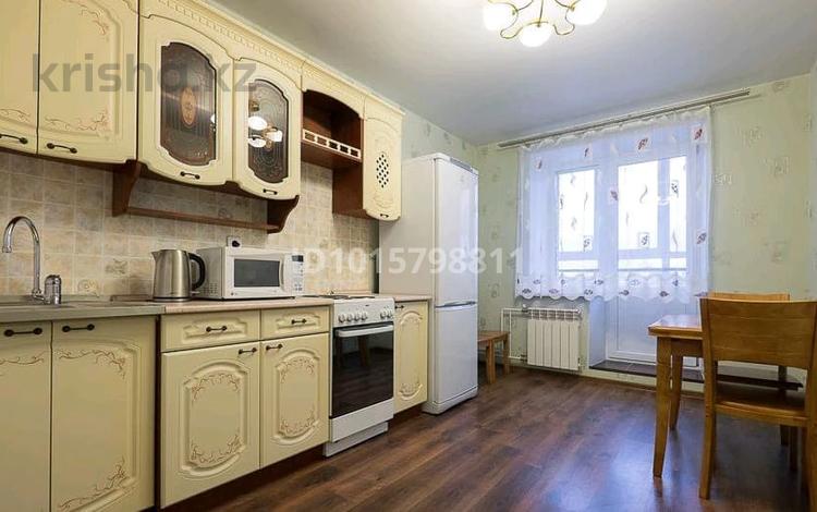 1-комнатная квартира · 38 м² · 2/10 этаж, мкр 12 за 120 000 ₸ в Актобе — фото 2