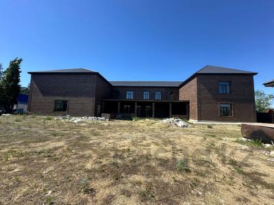 Отдельный дом · 10 комнат · 1762 м² · 36 сот., Южный за 600 млн ₸ в Мичуринское