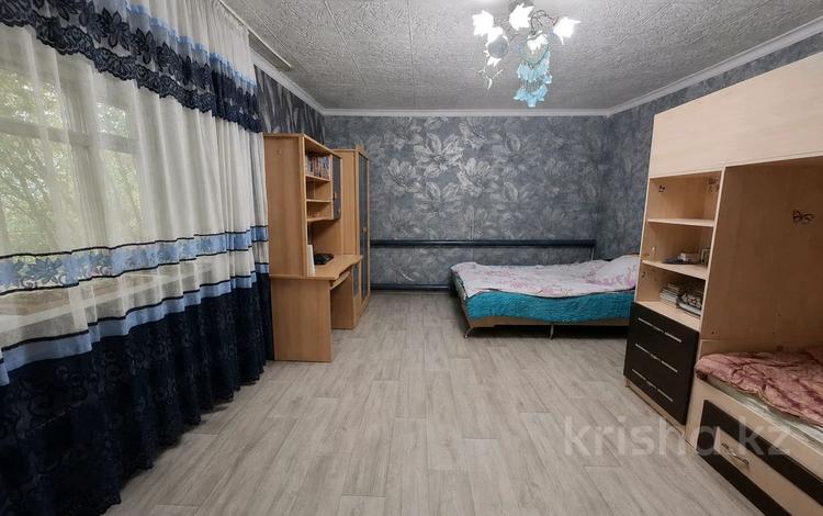 Жеке үй · 3 бөлме · 100 м² · 6 жүзд., Тулебаева — Район Соцгорода, бағасы: 15 млн ₸ в Темиртау — фото 2