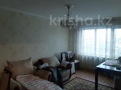 4-комнатная квартира, 75 м², 4 мкр за 20 млн 〒 в Талдыкоргане, мкр Жастар