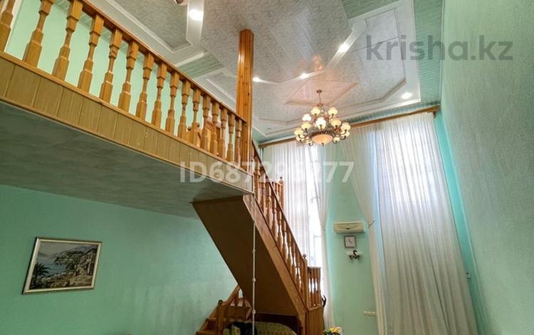 Часть дома · 6 комнат · 400 м² · 13 сот., мкр Атырау 12А за 75 млн ₸ — фото 2