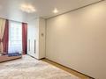 4-комнатная квартира · 117 м² · 5/9 этаж, Жубан Молдагалиев 3 — ДИЗАЙНЕРСКИЙ ,ДОРОГОЙ РЕМОНТ за ~ 80 млн ₸ в Астане, Нура р-н — фото 4
