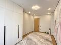 4-комнатная квартира · 117 м² · 5/9 этаж, Жубан Молдагалиев 3 — ДИЗАЙНЕРСКИЙ ,ДОРОГОЙ РЕМОНТ за ~ 80 млн ₸ в Астане, Нура р-н — фото 5