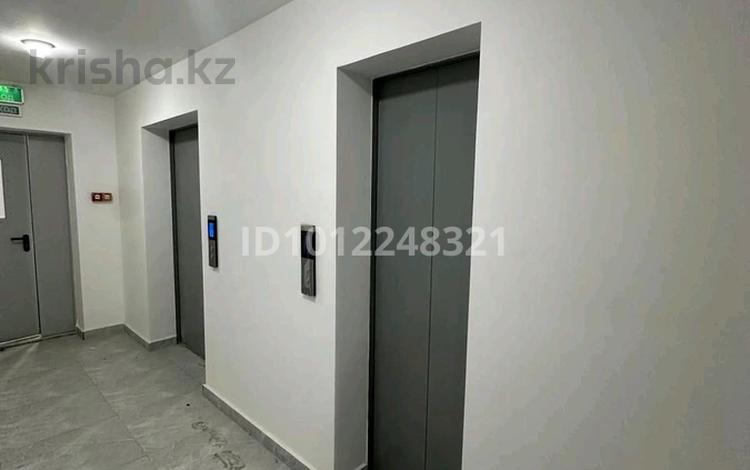 1-комнатная квартира · 37.7 м² · 4/15 этаж, Ш Шөкин 9 — Е15 за 21.5 млн ₸ в Астане, Нура р-н — фото 2
