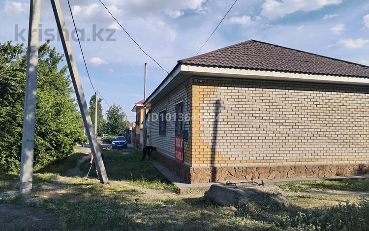 Отдельный дом · 3 комнаты · 85 м² · 7.5 сот., Чимкентская — Чимкентская за 32 млн ₸ в Семее, Красный Кордон — фото 2