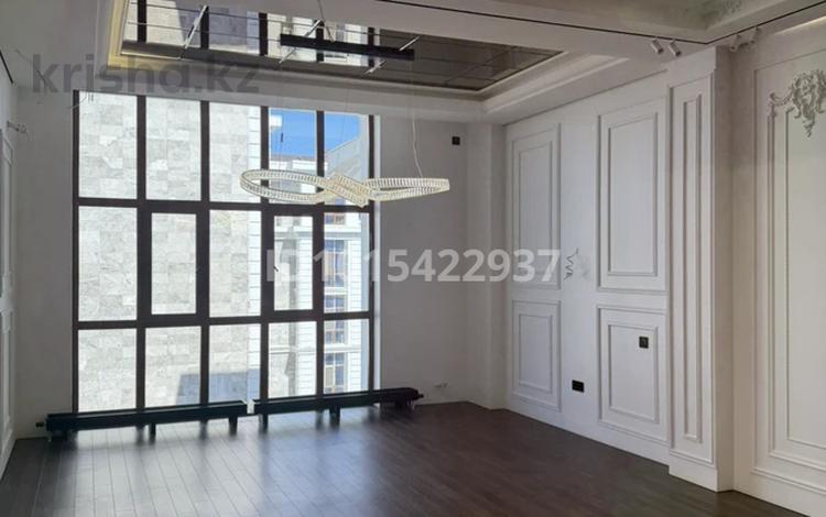 4-комнатная квартира · 143 м² · 6/8 этаж, Акмешит 19/8 за 165 млн ₸ в Астане, Есильский р-н — фото 2