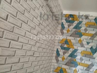 4-бөлмелі пәтер · 61 м² · 2/5 қабат, Муканова 12, бағасы: 20 млн ₸ в Атырау, мкр Жилгородок