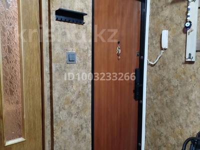 4-бөлмелі пәтер · 61 м² · 2/5 қабат, Муканова 12, бағасы: 20 млн ₸ в Атырау, мкр Жилгородок