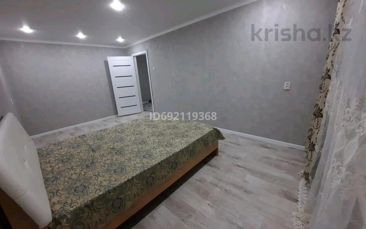 3-комнатная квартира, 68 м², 4/5 этаж, Камзина 174 — караван, сургут за 20 млн 〒 в Павлодаре — фото 2