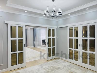 5-комнатная квартира · 200 м² · 5/14 этаж, 17-й мкр, ​17-й микрорайон 9/1 за 130 млн ₸ в Актау