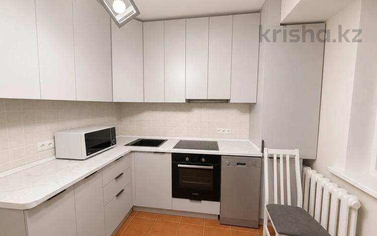 4-комнатная квартира · 78 м² · 4/9 этаж, мкр Самал-3 9 за 75 млн ₸ в Алматы, Медеуский р-н — фото 2