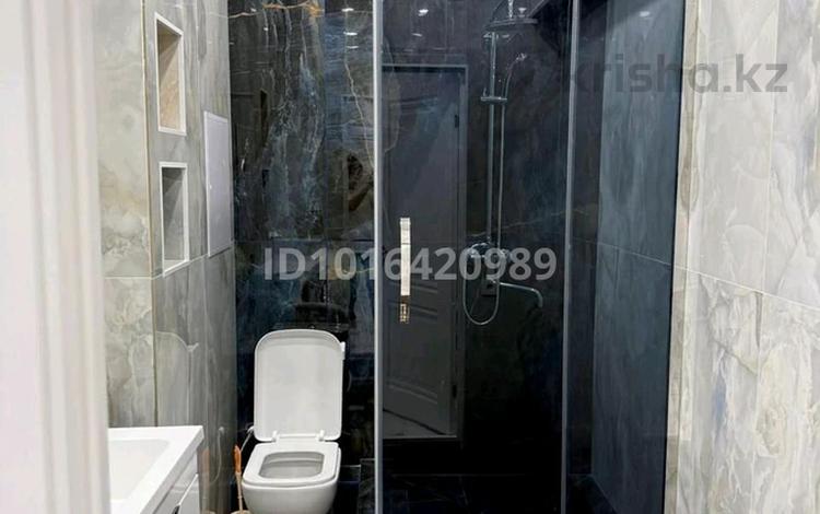 1-комнатная квартира · 40 м², мкр Нурсая, Елорда 6/3 за 250 000 ₸ в Атырау — фото 4