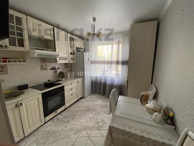 3-комнатная квартира · 64 м² · 2/9 этаж, Жилой р-н Юго-Восток 30 за 26.7 млн ₸ в Караганде