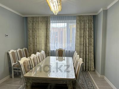 3-комнатная квартира, 75 м², 8/16 этаж помесячно, 38 улица 44/1 за 280 000 〒 в Астане, Есильский р-н