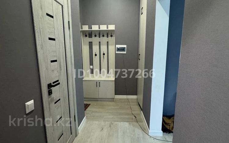 1-комнатная квартира · 34.5 м² · 1/3 этаж, улица Анжерская 11 за 19 млн ₸ в Караганде, Казыбек би р-н — фото 2