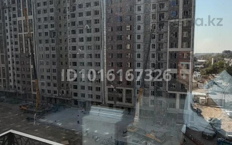 1-комнатная квартира · 30.2 м² · 7/12 этаж, Райымбека 210/27 — Райымбека за 28.7 млн ₸ в Алматы, Алмалинский р-н — фото 2