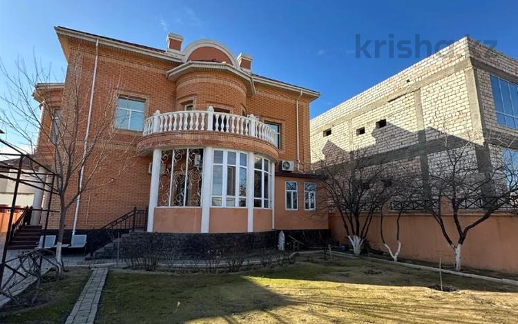 Отдельный дом · 14 комнат · 846 м² · 10 сот., 29-й мкр — Сары базарга карама карсы за 230 млн 〒 в Актау — фото 42