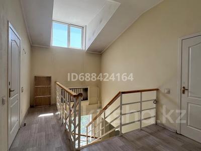 3-бөлмелі пәтер · 104.6 м² · 5/6 қабат, мкр Мамыр-3 15 — Саина Шаляпина, бағасы: 57 млн ₸ в Алматы, Ауэзовский р-н