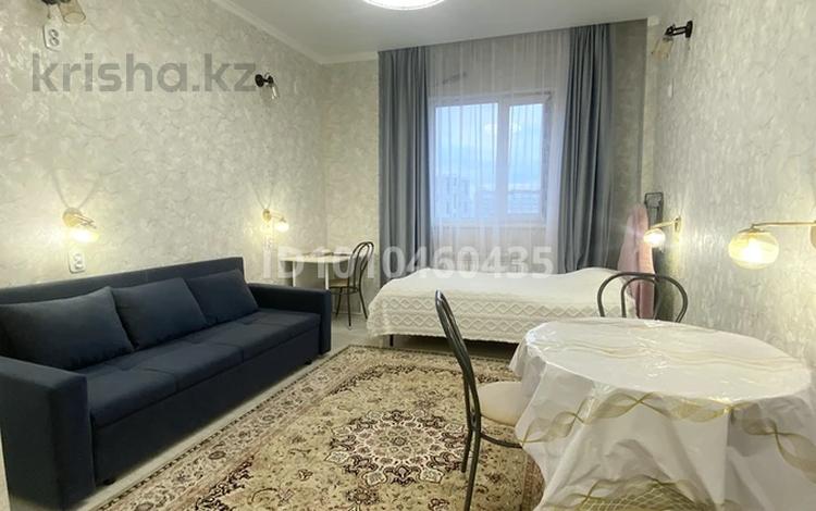 1-комнатная квартира · 40 м² · 12/17 этаж, Бейсекбаева 2 — Район ЕНУ за 12 000 ₸ в Астане, р-н Байконур — фото 2
