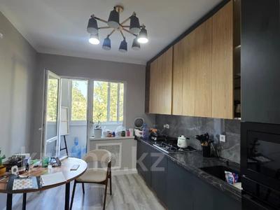 3-бөлмелі пәтер · 70 м² · 5/5 қабат, Жургенова, бағасы: 55 млн ₸ в Алматы, Медеуский р-н
