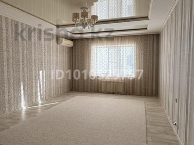 2-комнатная квартира · 77.9 м² · 8/10 этаж, Алии Молдагуловой 30б — Центральный стадион за 45 млн ₸ в Актобе