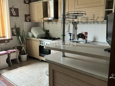 3-бөлмелі пәтер, 120 м², 3/5 қабат ай сайын, мкр Нурсат 237, бағасы: 250 000 〒 в Шымкенте, Каратауский р-н