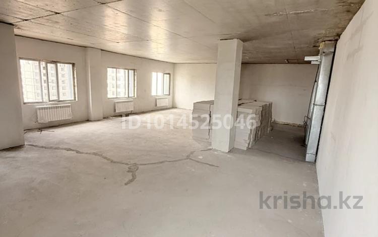 4-комнатная квартира · 100 м² · 13/17 этаж, мкр Новый Город, 139-й учетный квартал ст2 за 50 млн ₸ в Караганде, Казыбек би р-н — фото 3