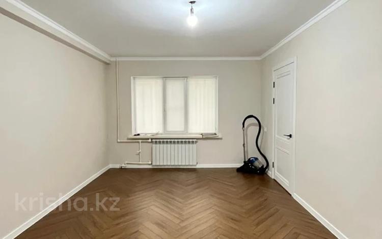 3-комнатная квартира · 62 м² · 1/5 этаж, мкр 8, гришина за 20 млн ₸ в Актобе — фото 2