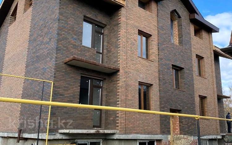 Отдельный дом · 9 комнат · 560 м² · 10 сот., 150 лет Абая 4 за 195 млн ₸ в Астане, Сарыарка р-н — фото 2