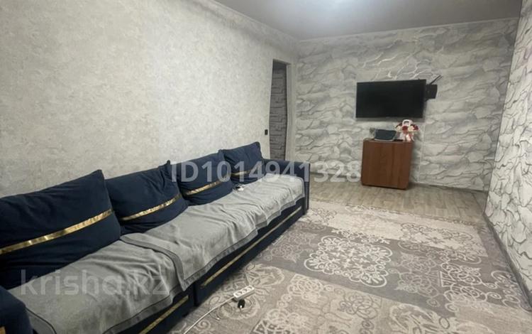 3-бөлмелі пәтер · 57.3 м² · 4/5 қабат, Гагарина 8 — Гагаринский магазин, бағасы: 19 млн ₸ в Рудном — фото 2