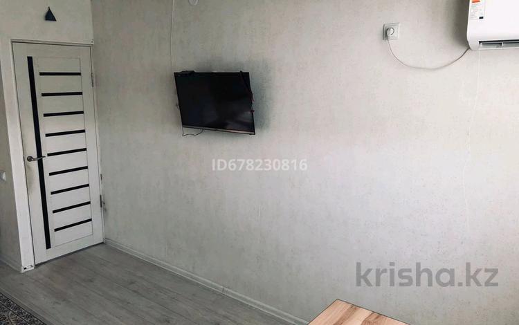 1-бөлмелі пәтер · 38 м² · 6/10 қабат, 11-й мкр 7, бағасы: 9 млн ₸ в Актау — фото 2