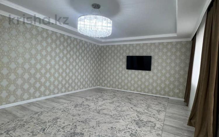 4-бөлмелі пәтер · 137.2 м² · 3/5 қабат, мкр. Алтын орда, бағасы: 51 млн ₸ в Актобе — фото 2