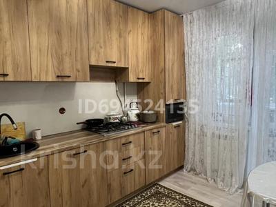 3-комнатная квартира · 70 м² · 2/5 этаж, мкр 11 83 — Маметовой/шайкенова за 26 млн ₸ в Актобе