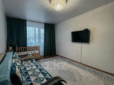 2-бөлмелі пәтер, 45 м², 5/5 қабат, Майкудук, 18й микрорайон 29, бағасы: 10.8 млн 〒 в Караганде, Алихана Бокейханова р-н