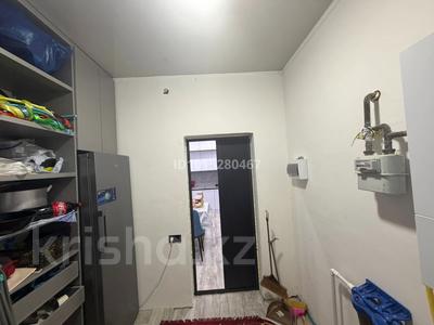 Жеке үй · 4 бөлме · 210 м² · 10 жүзд., Республика 376, бағасы: 50 млн ₸ в Хромтау