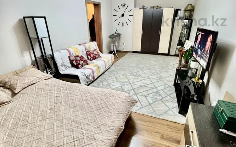 1-комнатная квартира · 47.7 м² · 4/9 этаж, мкр. Нуркент 69 за 26.5 млн ₸ в Алматы, Алатауский р-н — фото 2