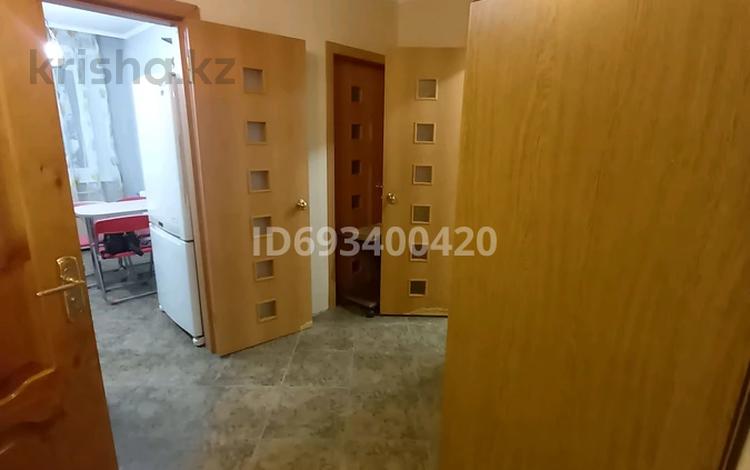 2-бөлмелі пәтер · 65 м² · 5/5 қабат, Иртышская 27 — Ауэзова, бағасы: 180 000 ₸ в Семее — фото 14