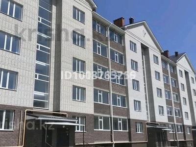 4-бөлмелі пәтер · 110 м² · 2/5 қабат, мкр. Алтын орда, ​Батыс 2 микрорайон 11А/2 — Жайлы мектеп, бағасы: 45 млн ₸ в Актобе