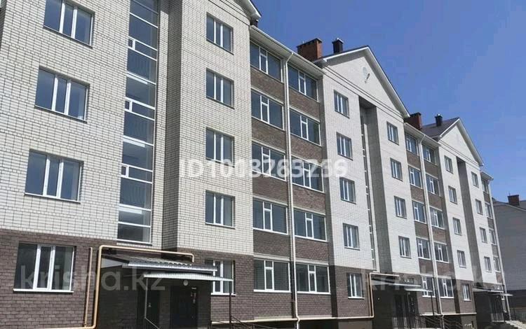 4-бөлмелі пәтер · 110 м² · 2/5 қабат, мкр. Алтын орда, ​Батыс 2 микрорайон 11А/2 — Жайлы мектеп, бағасы: 45 млн ₸ в Актобе — фото 3