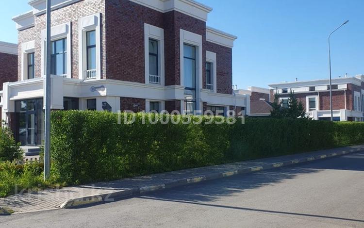 Отдельный дом · 5 комнат · 245 м² · 7.5 сот., мкр Пригородный, Шашкина 65 — Шашкина Vela Village за 265 млн 〒 в Астане, Есильский р-н — фото 22