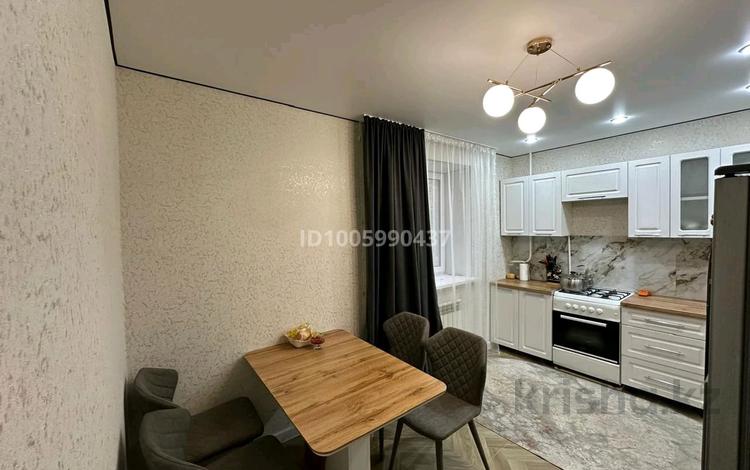 2-бөлмелі пәтер · 79 м² · 2/6 қабат, Авиагородок, бағасы: 21.8 млн ₸ в Актобе, мкр Авиагородок — фото 2