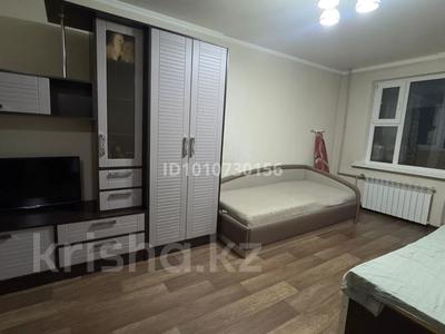 2 комнаты · 40 м², мкр Аксай-2 — Толе би саина за 70 000 〒 в Алматы, Ауэзовский р-н