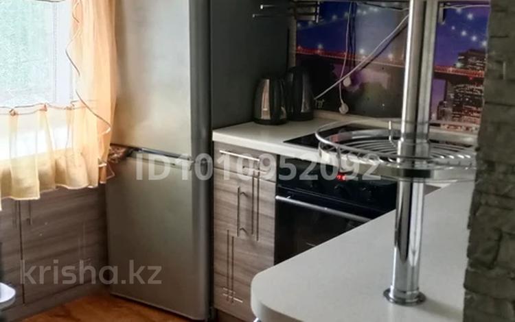 2-комнатная квартира · 47 м² · 5/5 этаж, Майкудук, Майкудук, 12й микрорайон 6 — Каспий банк, рынок за 100 000 ₸ в Караганде, Алихана Бокейханова р-н — фото 2