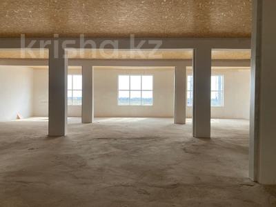 Свободное назначение, офисы, магазины и бутики, склады, общепит, фитнес и спорт, медцентры и аптеки, образование, развлечения, конференц-залы, кабинеты и рабочие места, студии · 1000 м² за 4 млн 〒 в Косшы