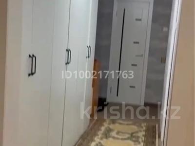 2-бөлмелі пәтер · 54 м² · 9/9 қабат, Ауэзова 163 — Энергетиков, бағасы: 15 млн ₸ в Экибастузе