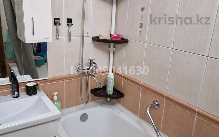 3-бөлмелі пәтер · 77.7 м² · 2/9 қабат, мкр Аксай-3Б 38 — Кар сити, бағасы: 47 млн ₸ в Алматы, Ауэзовский р-н — фото 2