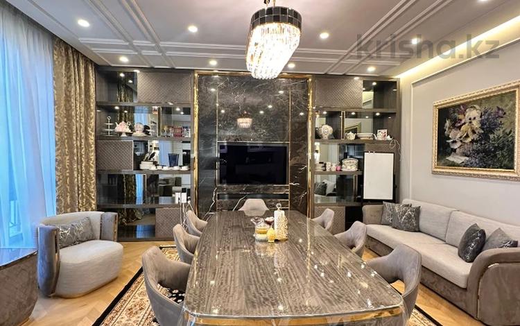 4-комнатная квартира · 220 м² · 2/3 этаж, Аскарова 55/1 к1 за 470 млн ₸ в Алматы — фото 8